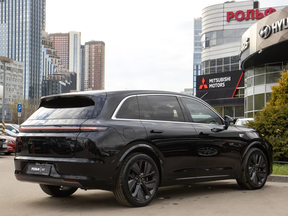 Li Xiang L7 2023 — миниатюра 4