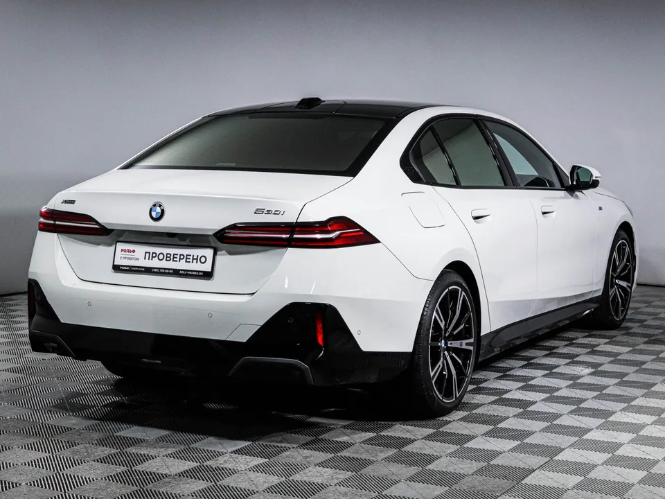 BMW 5 Series 2024 — миниатюра 5