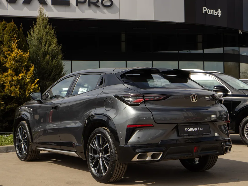 Changan UNI-T 2023 — миниатюра 2