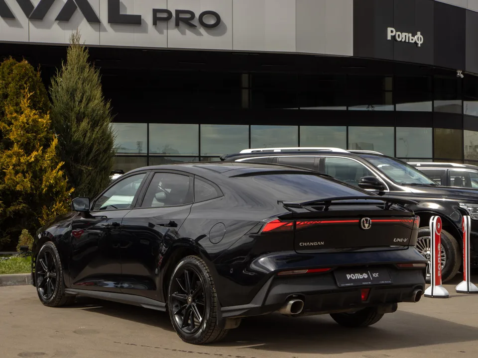 Changan UNI-V 2024 — миниатюра 2