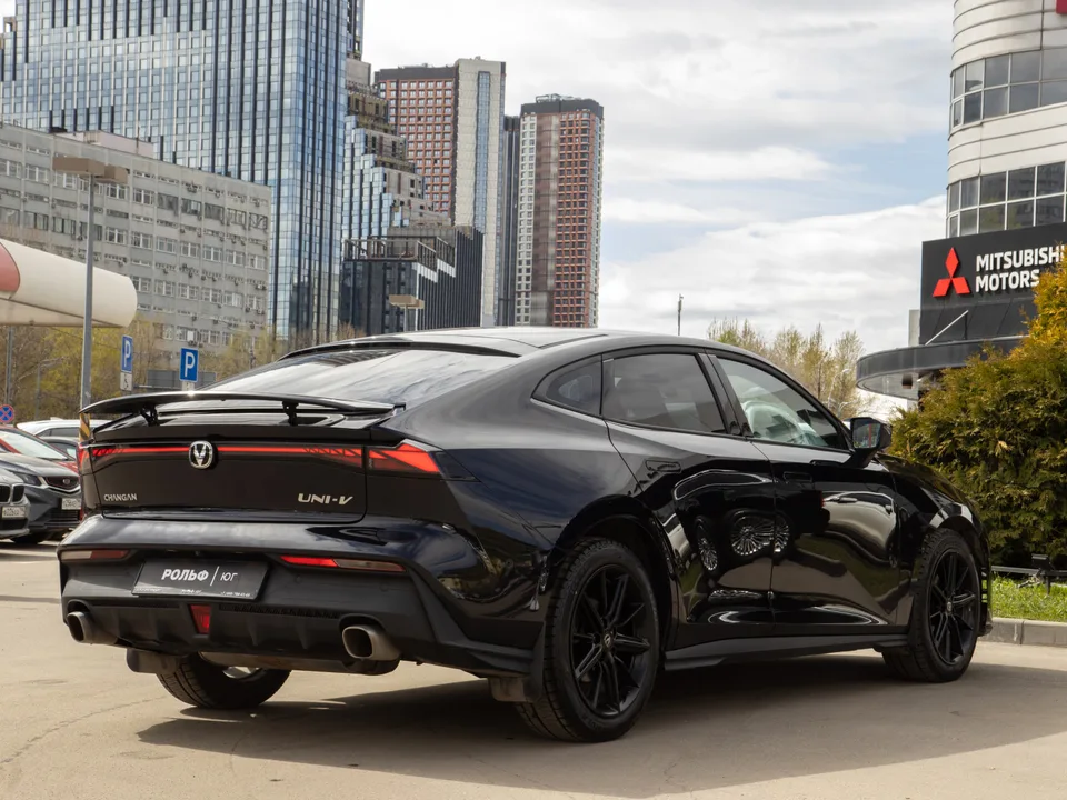 Changan UNI-V 2024 — миниатюра 4