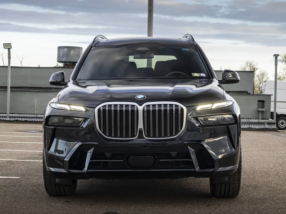 BMW X7 2022 — миниатюра 5