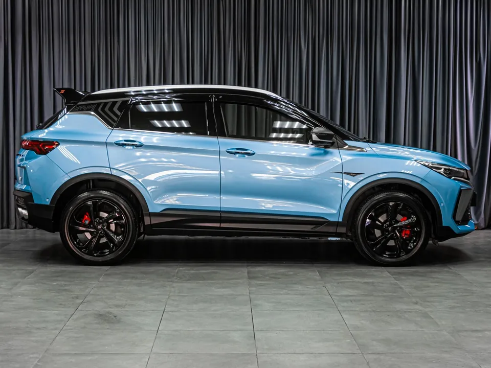 Geely Coolray 2023 — миниатюра 2