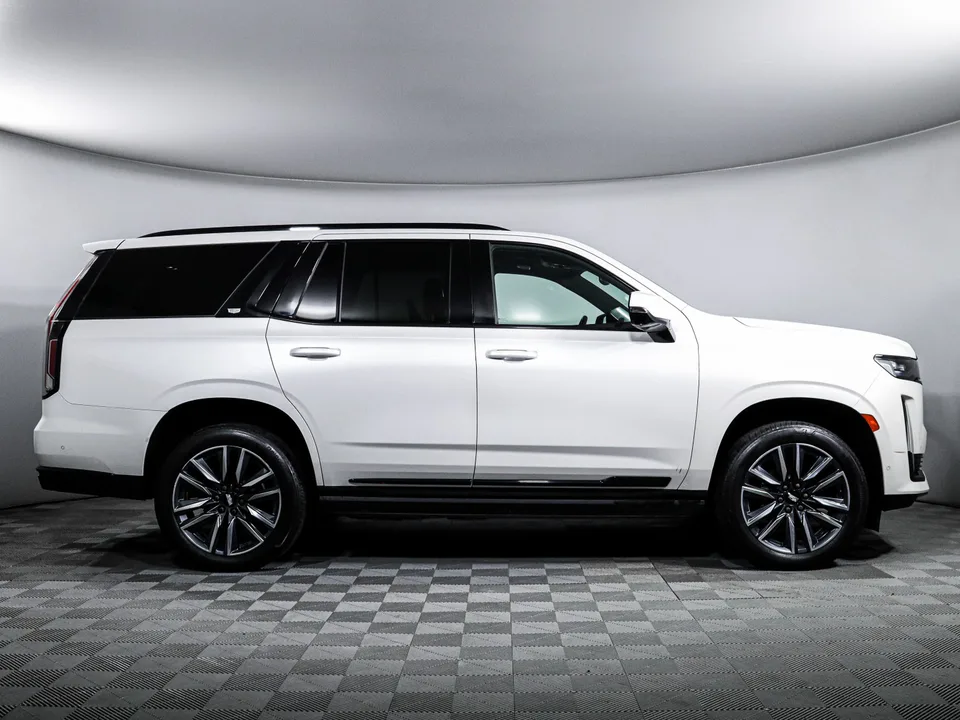 Cadillac Escalade 2022 — миниатюра 4