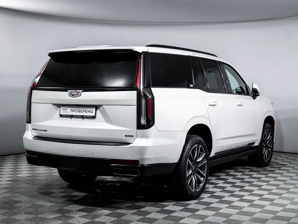 Cadillac Escalade 2022 — миниатюра 5