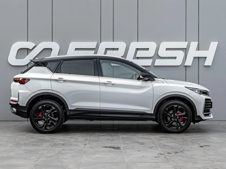 Geely Coolray 2025 — миниатюра 2