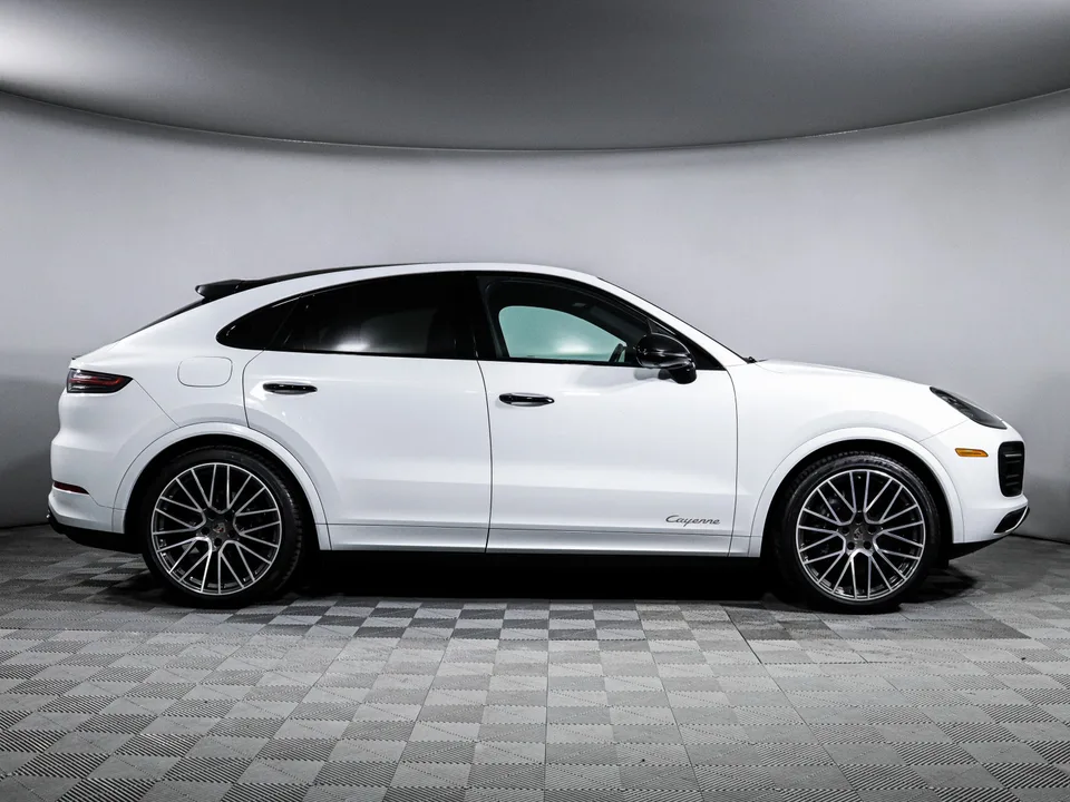 Porsche Cayenne 2022 — миниатюра 4