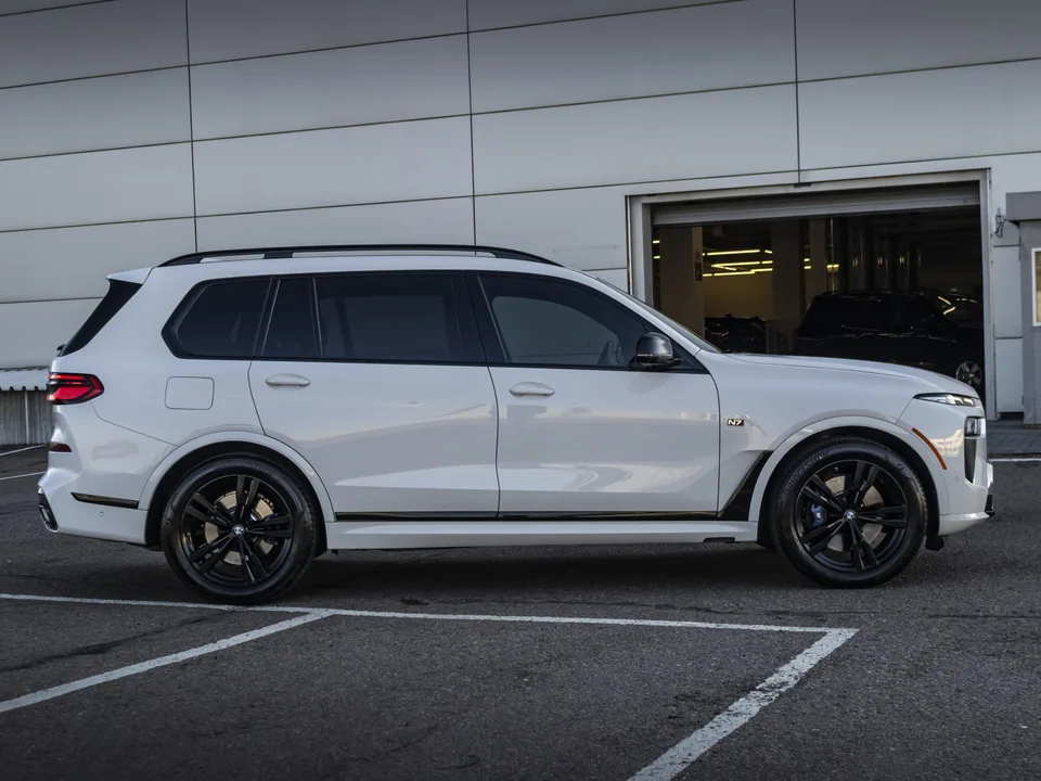 BMW X7 2022 — миниатюра 4