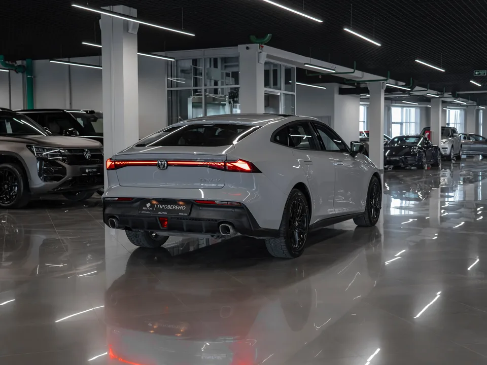 Changan UNI-V 2023 — миниатюра 4