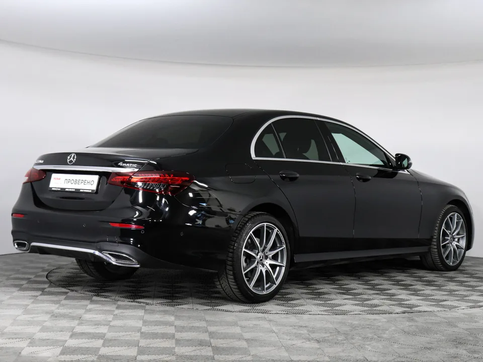 Mercedes-Benz E-Class 2022 — миниатюра 2