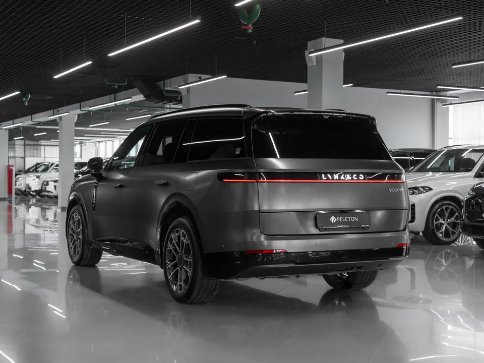 Lynk & Co 900 2025 — миниатюра 4