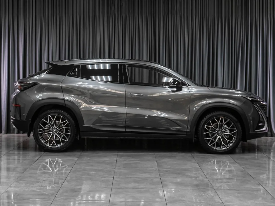 Changan UNI-T 2023 — миниатюра 2