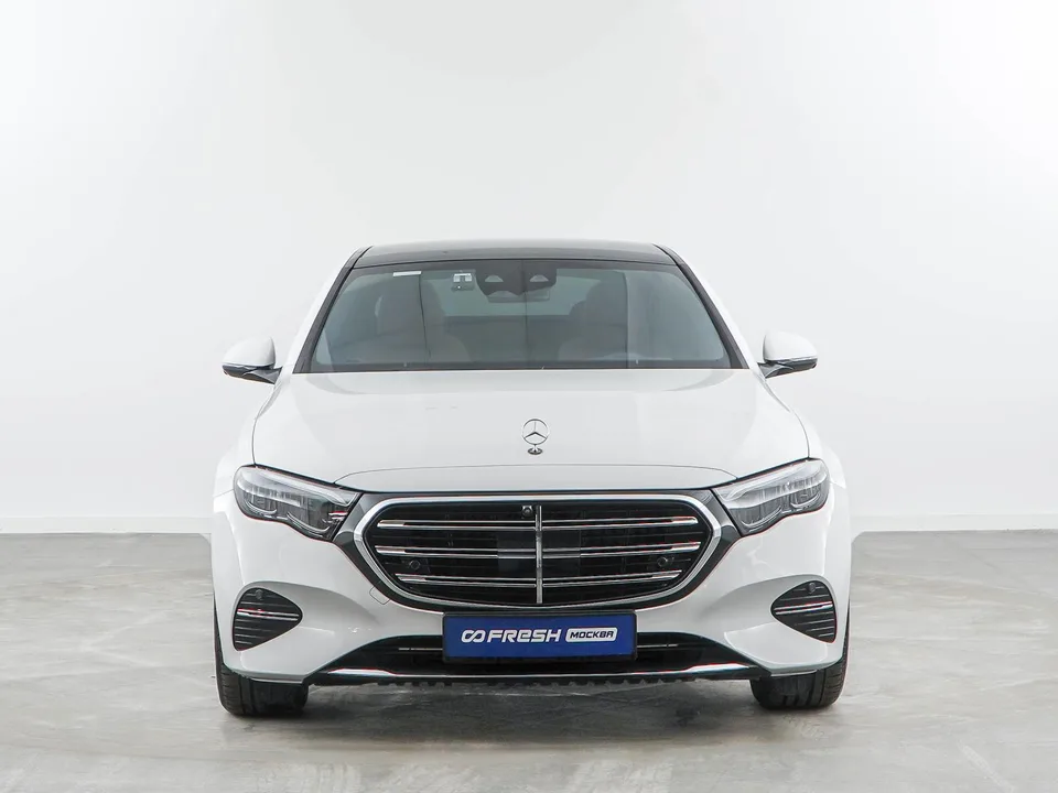 Mercedes-Benz E-Class 2024 — миниатюра 3