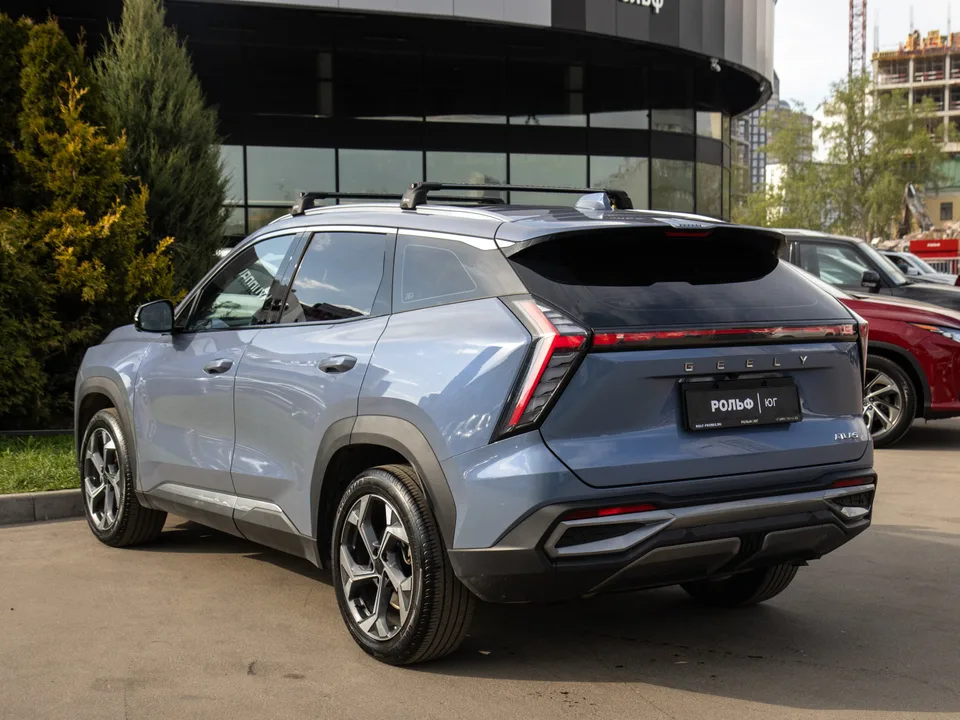 Geely Atlas 2023 — миниатюра 2