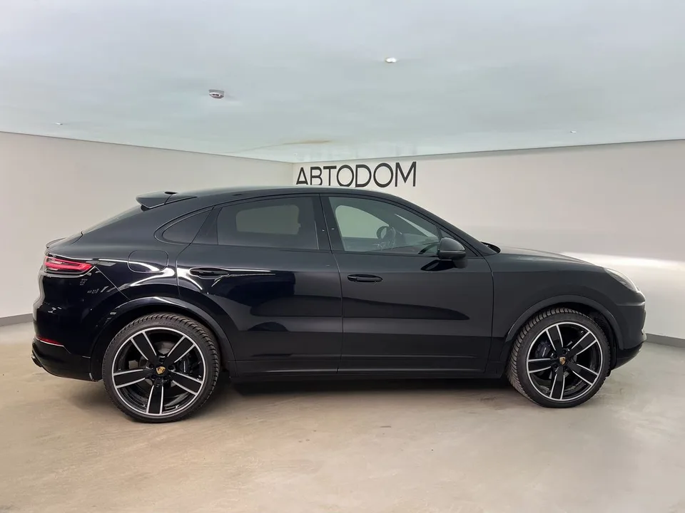 Porsche Cayenne 2023 — миниатюра 2