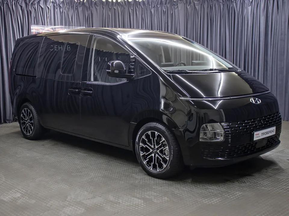 Hyundai Staria 2022 — миниатюра 3