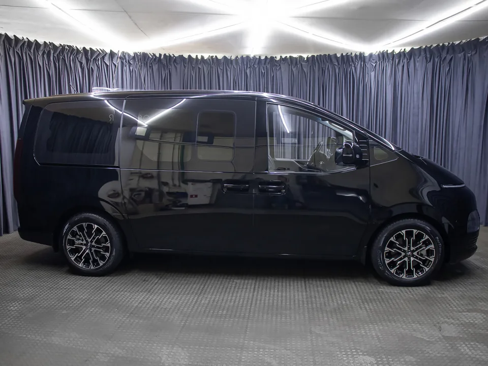 Hyundai Staria 2022 — миниатюра 4
