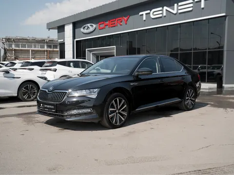 Skoda Superb 2025 buy in Moscow