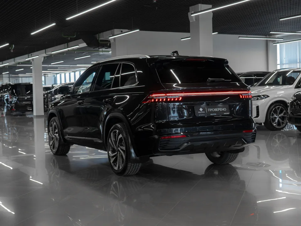 Geely Monjaro 2023 — миниатюра 4