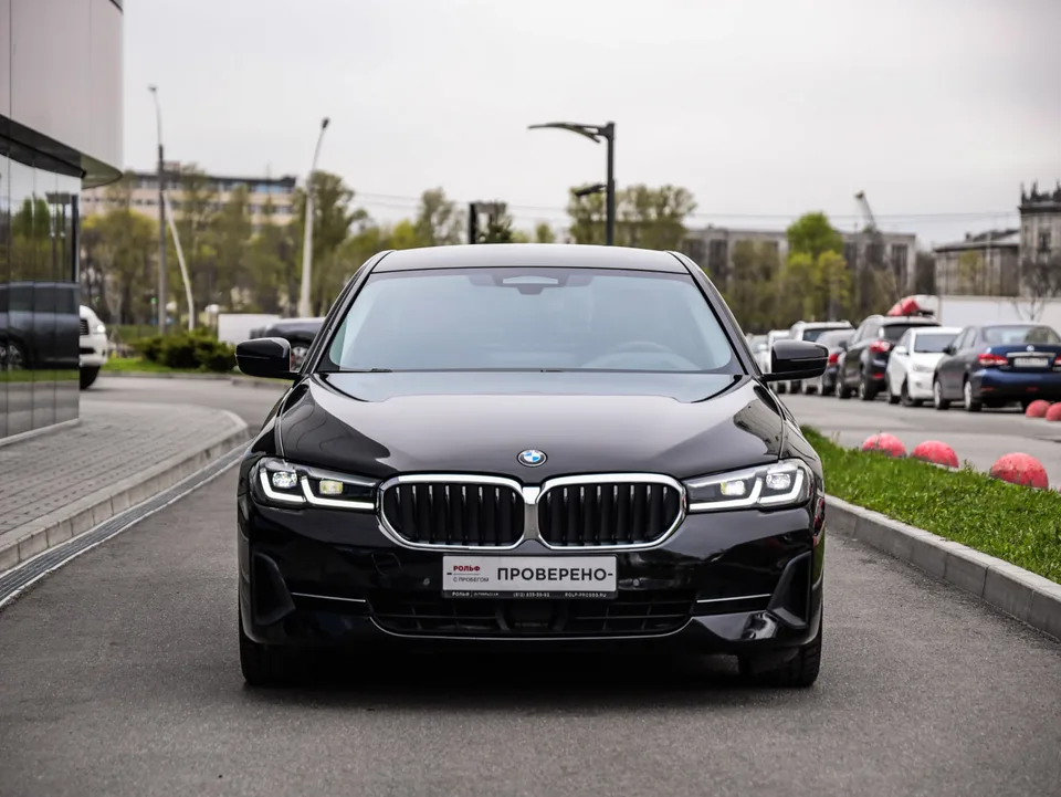 BMW 5 Series 2022 — миниатюра 4