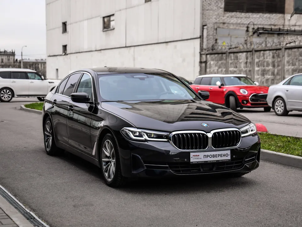 BMW 5 Series 2022 — миниатюра 5