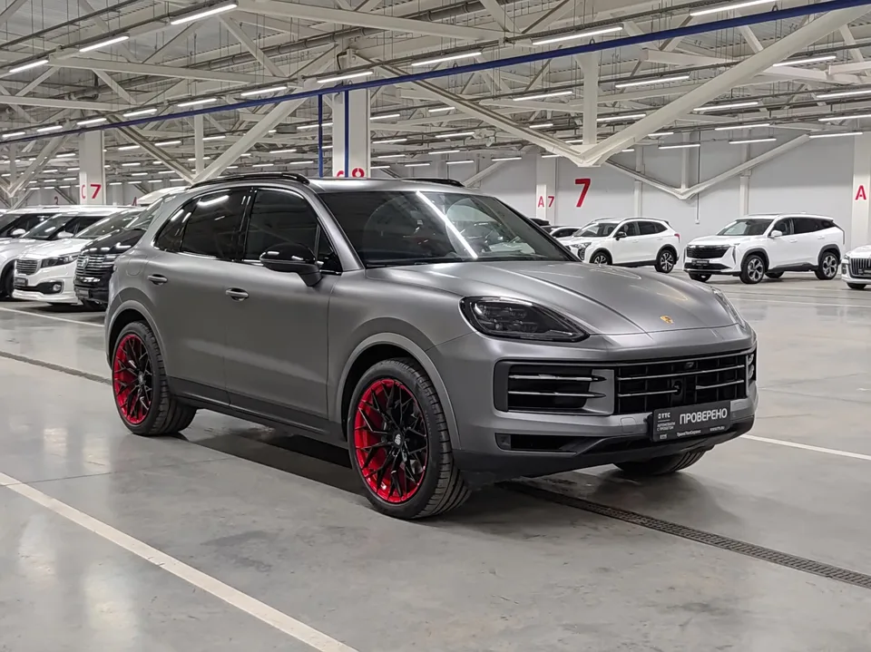 Porsche Cayenne 2024 — миниатюра 3