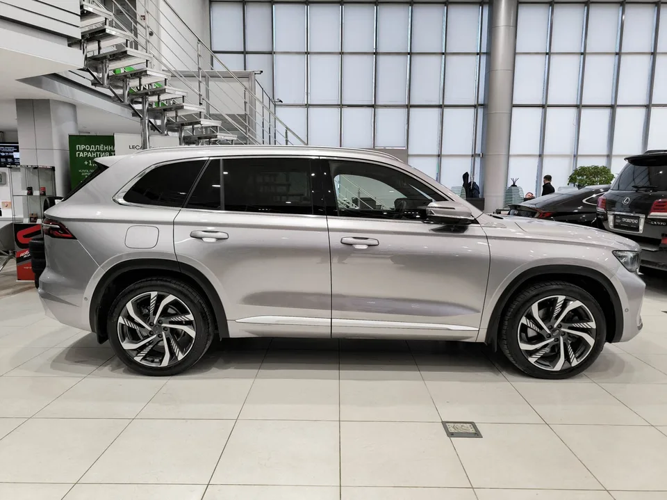 Geely Monjaro 2023 — миниатюра 5