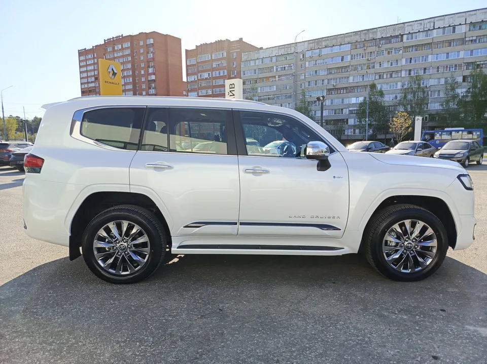Toyota Land Cruiser 300 2025 — миниатюра 2