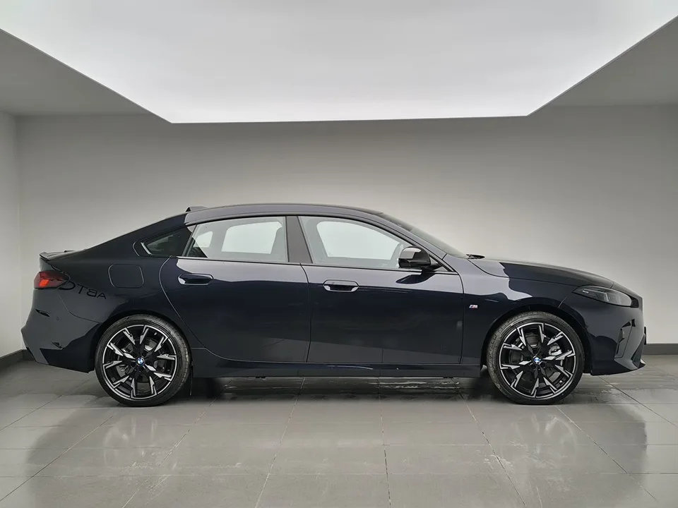 BMW 2 серия Active Tourer 2025 — миниатюра 3