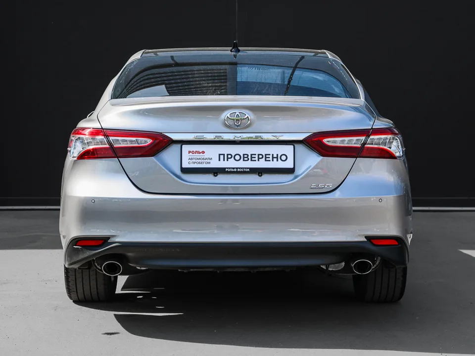 Toyota Camry 2022 — миниатюра 5