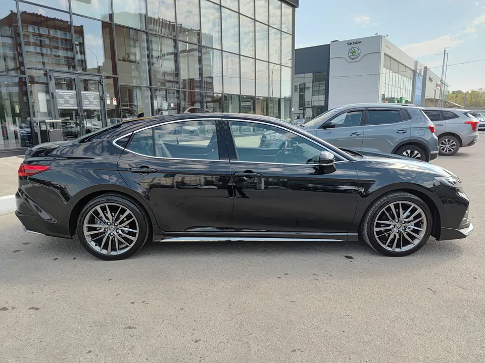 Toyota Camry 2026 — миниатюра 2
