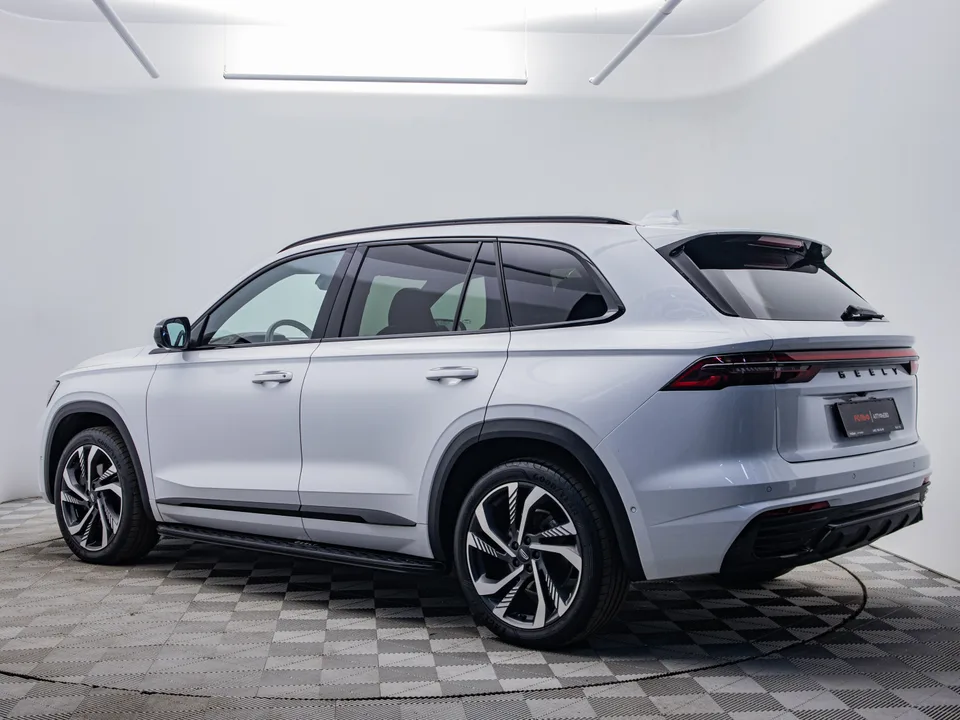 Geely Monjaro 2023 — миниатюра 3