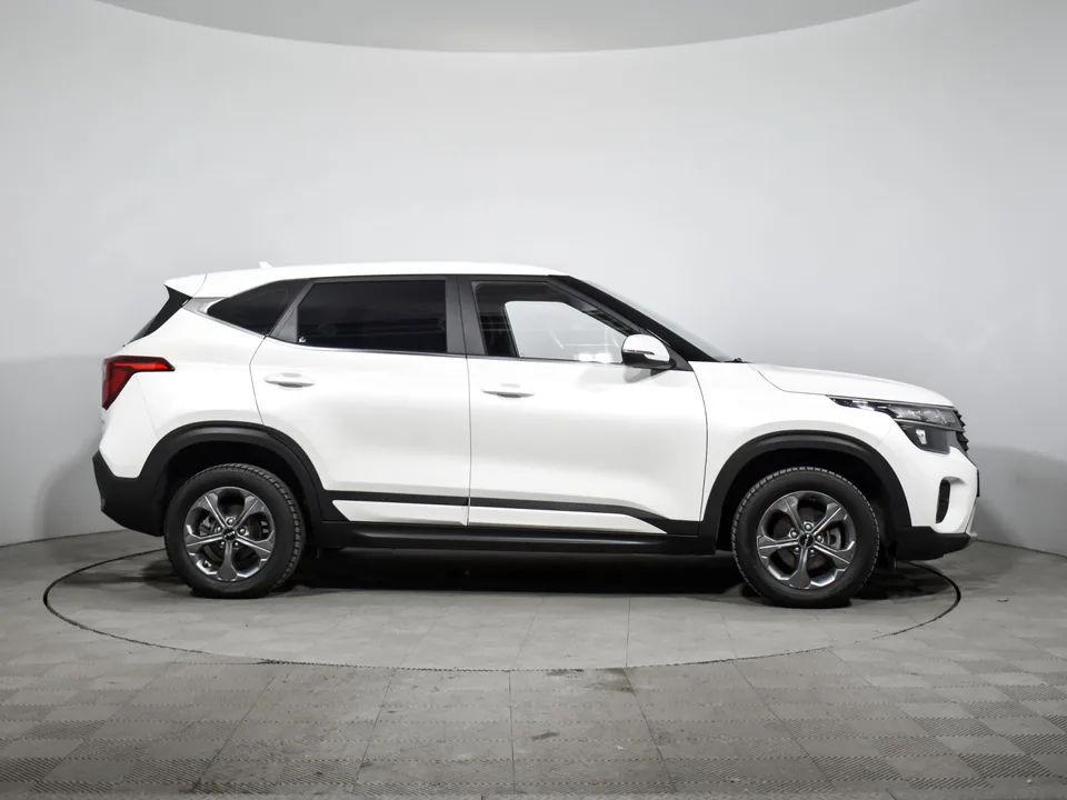 Kia Seltos 2023 — миниатюра 4