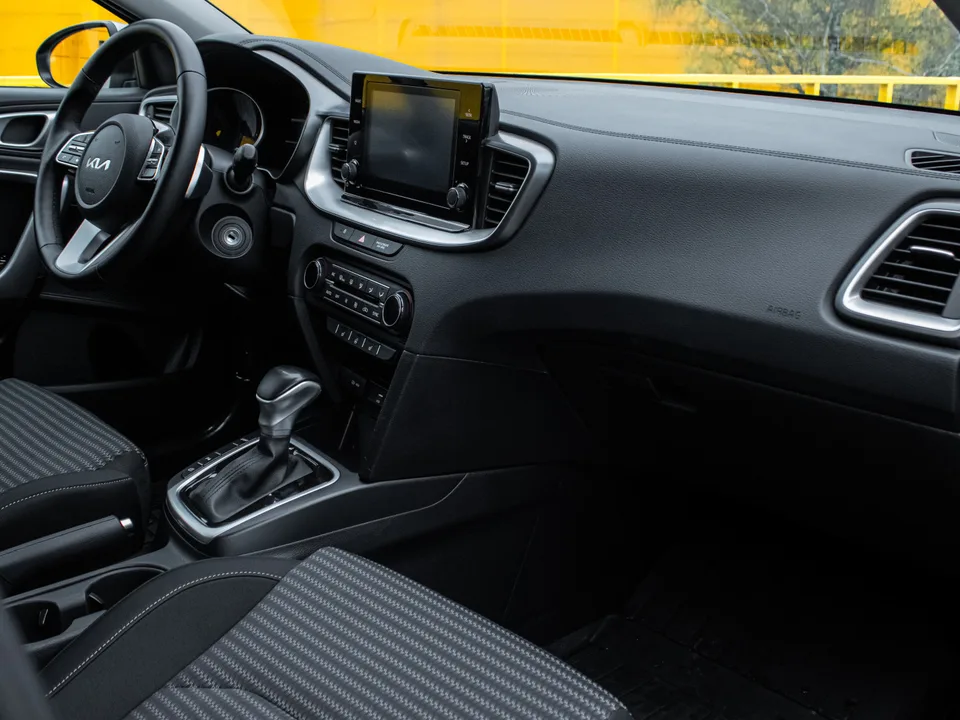 Kia Ceed 2022 — миниатюра 2