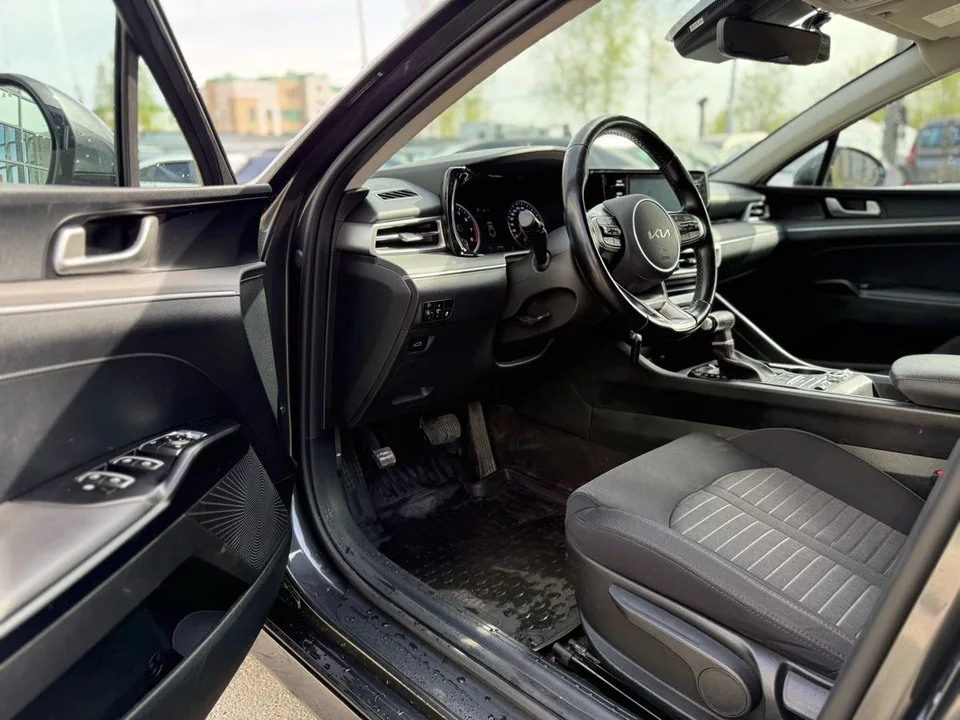 Kia K5 2023 — миниатюра 2