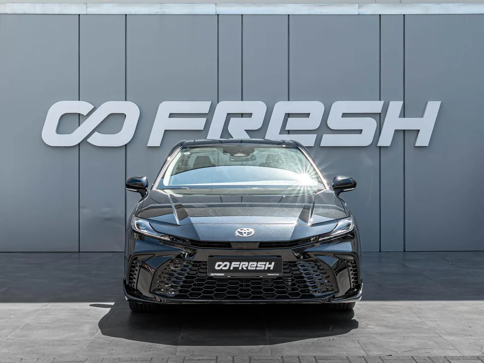 Toyota Camry 2025 — миниатюра 3