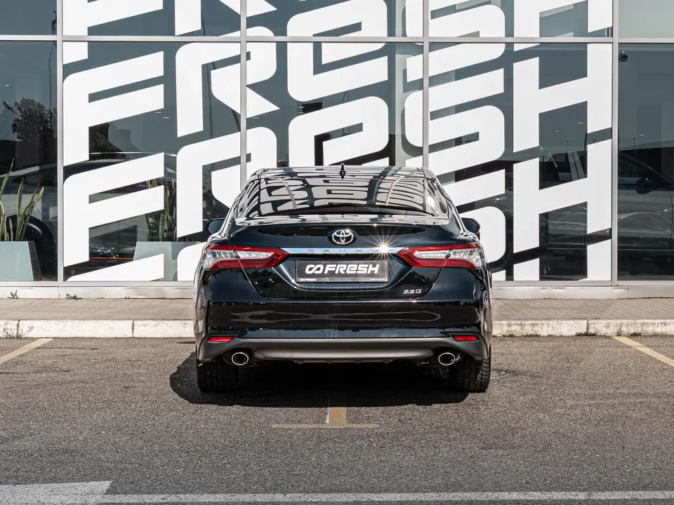 Toyota Camry 2022 — миниатюра 4
