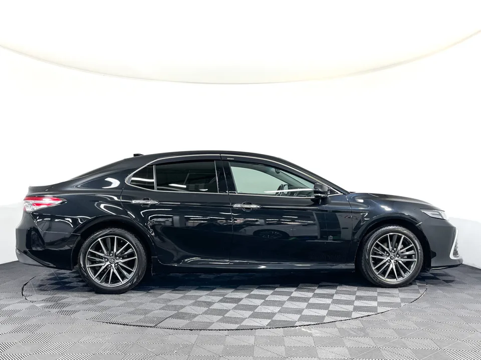 Toyota Camry 2022 — миниатюра 4
