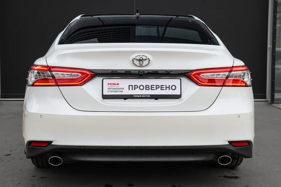 Toyota Camry 2023 — миниатюра 5