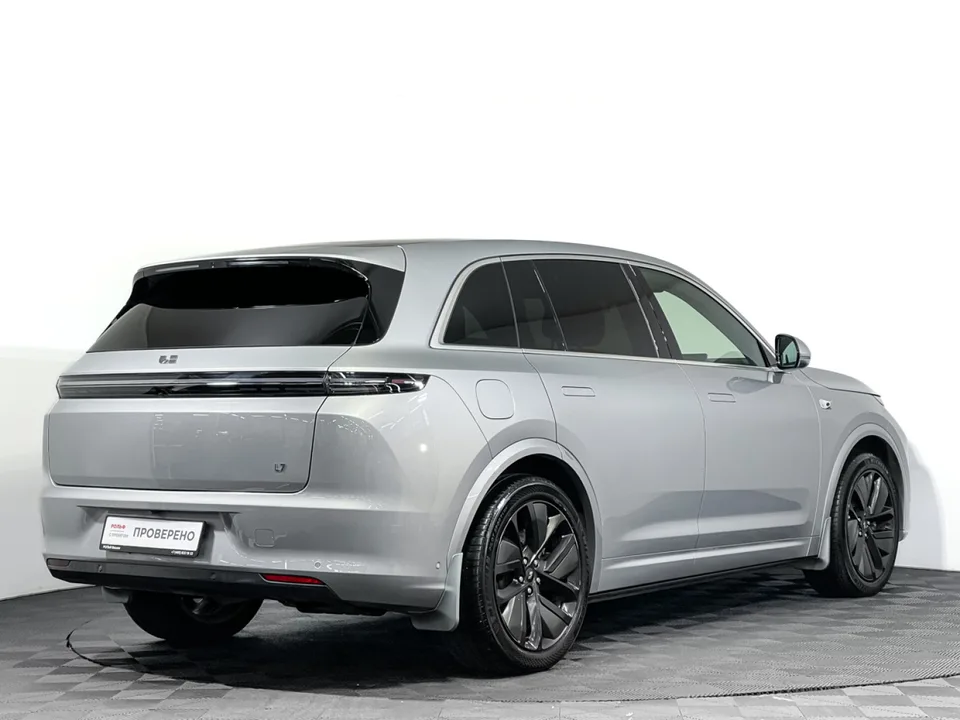 Li Xiang L7 2023 — миниатюра 2