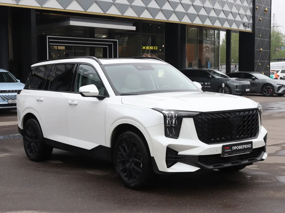 GAC Trumpchi GS8 2023 — миниатюра 3