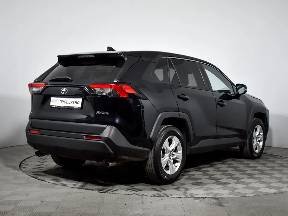 Toyota RAV4 2022 — миниатюра 5