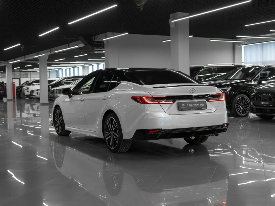 Toyota Camry 2024 — миниатюра 4