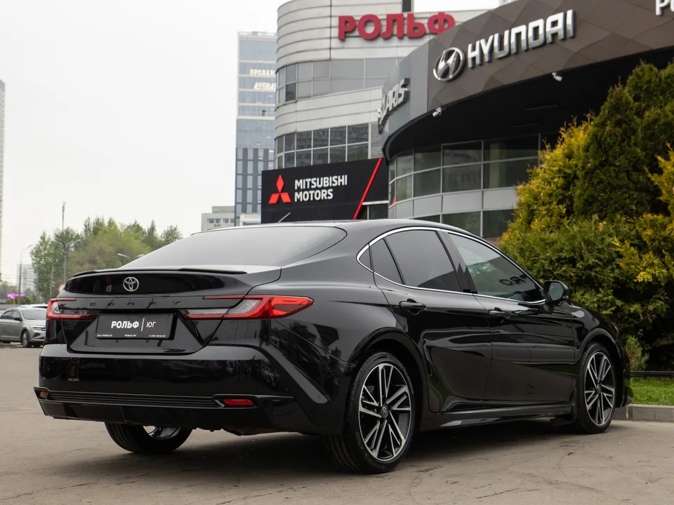 Toyota Camry 2024 — миниатюра 4