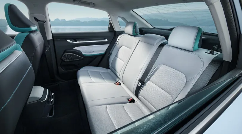 Geely Emgrand Комфорт 2024 — миниатюра 3