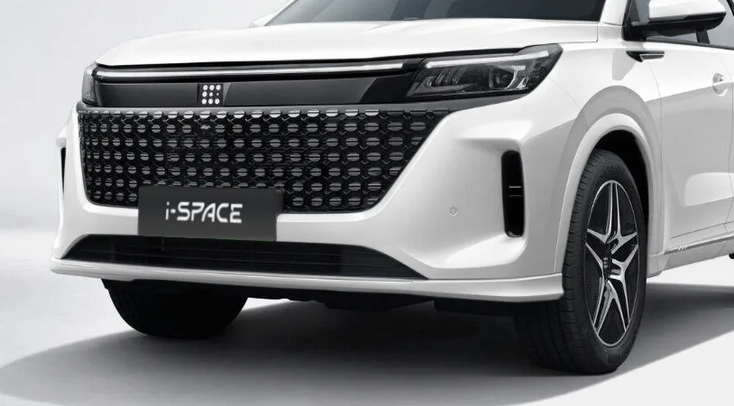 Evolute i-Space Комфорт 2024 — миниатюра 2