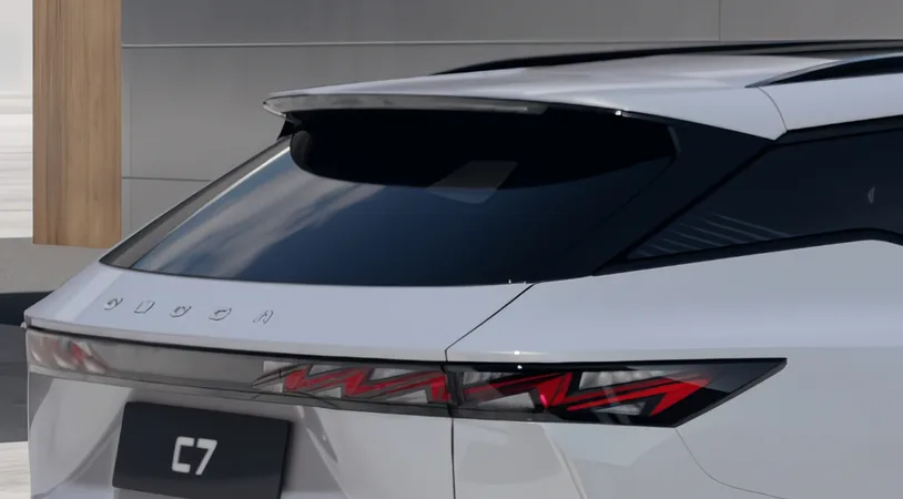 Omoda C7 Актив 2025 — миниатюра 4