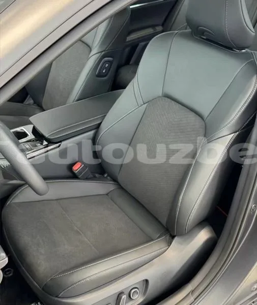 Toyota Camry 2025 — миниатюра 5