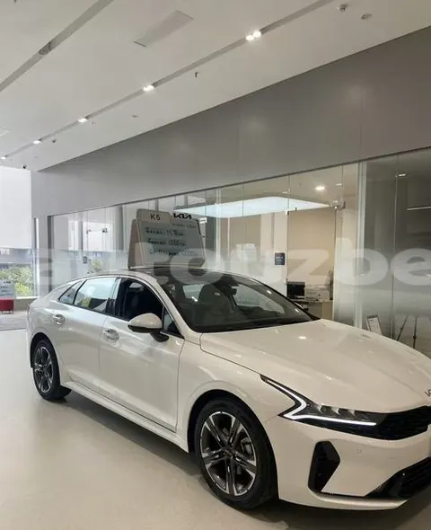 Kia K5 2025 купить в Москве