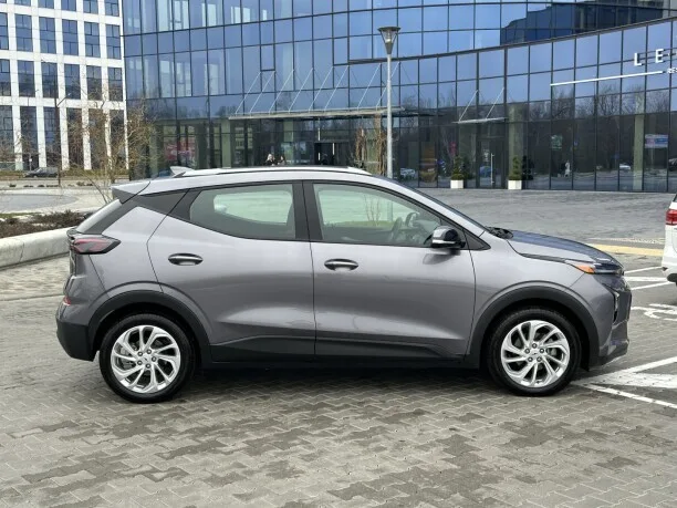 Chevrolet Bolt EUV 2023 — миниатюра 5